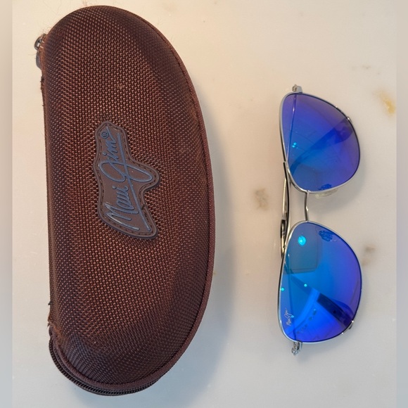 Maui Jim Other - Maui Jim Silver Aviator Sunglasses with Blue Mirror Lenses and Brown Case